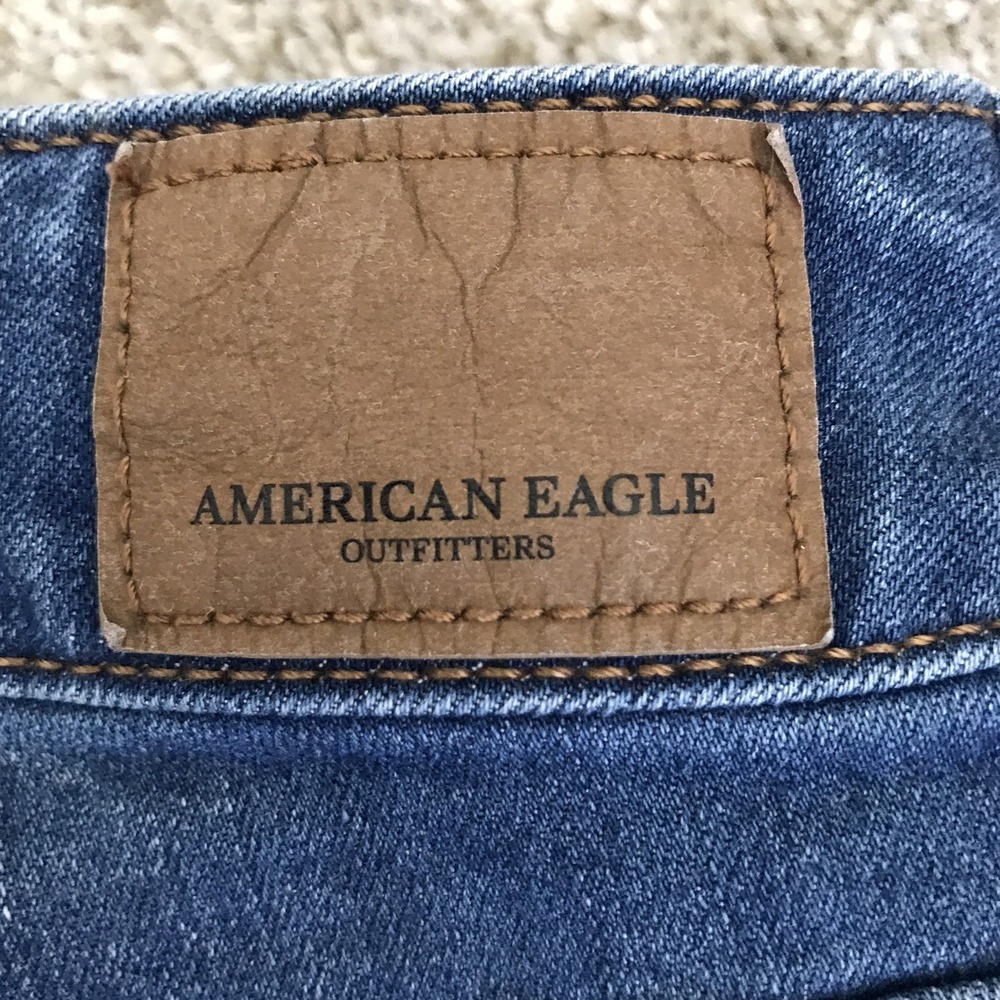 American Eagle Midi Jean Shorts Womens 6 Raw Hem Cutoff Blue Denim Super Stretch - Picture 6 of 16